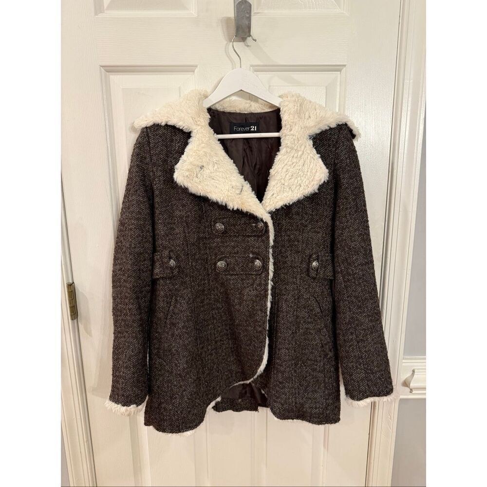 Forever 21 Y2K Gray Fur Trimmed Military Style Coat sz M NWOT
